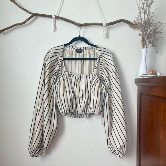 Bebe Twill Stripe Balloon Sleeve 2 Piece Bolero Set - Picture 5 of 14